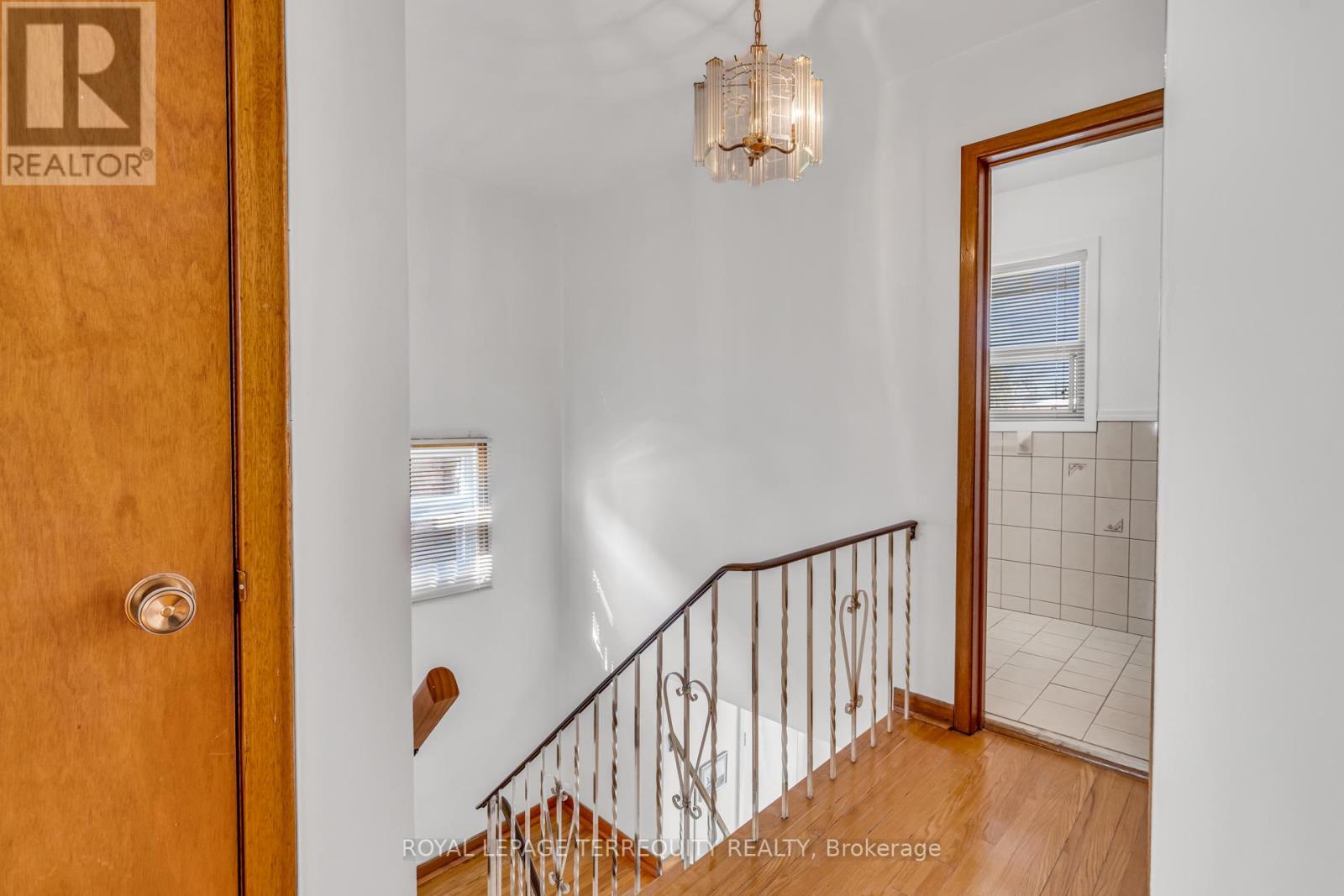 141 Harding Avenue, Toronto, Ontario  M6M 3A7 - Photo 12 - W12800622