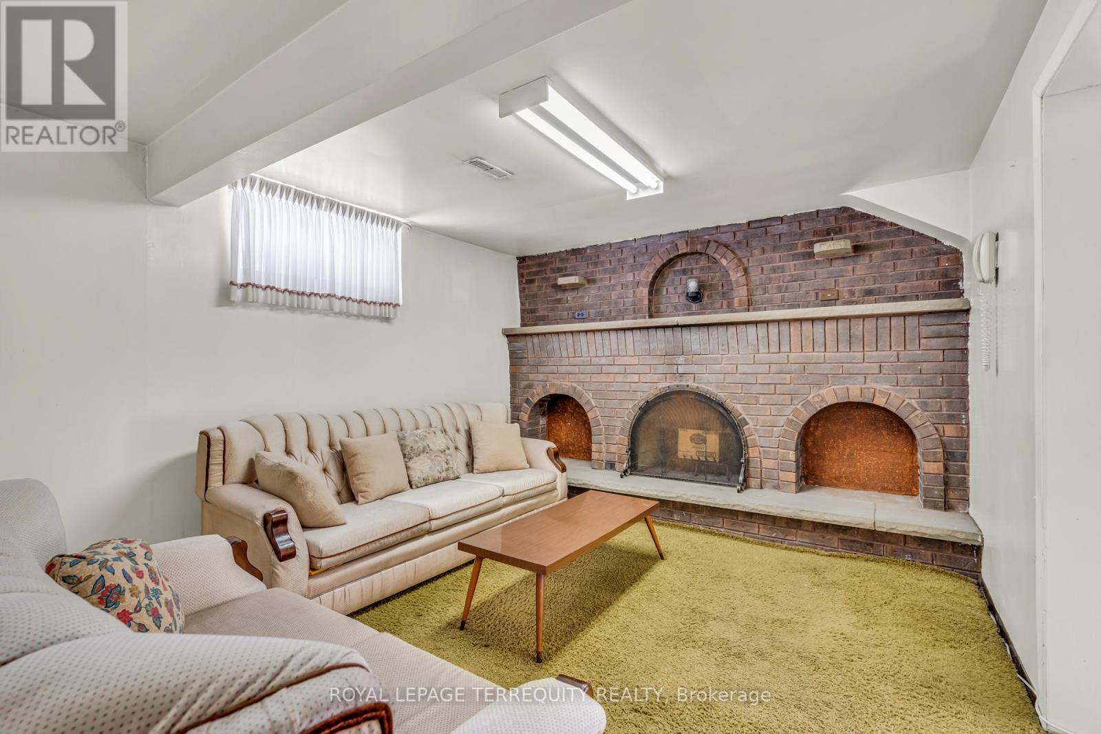 141 Harding Avenue, Toronto, Ontario  M6M 3A7 - Photo 19 - W12800622