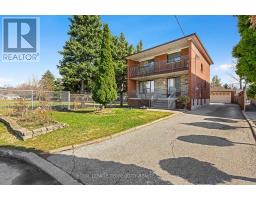 141 HARDING AVENUE, Toronto, Ontario