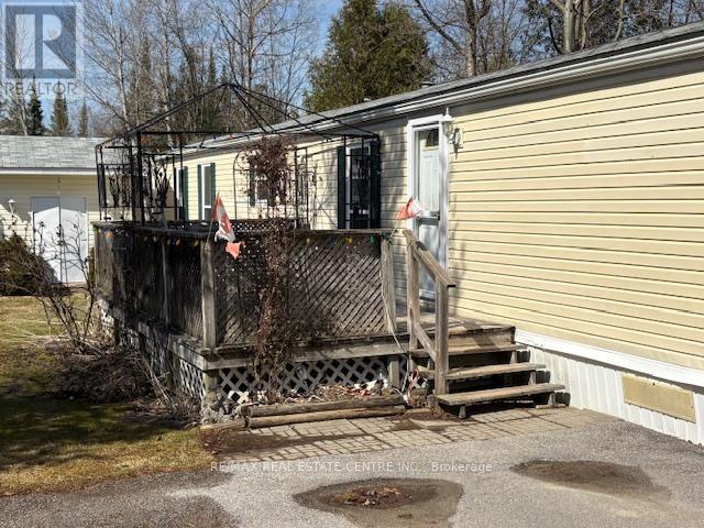 40 Maple Grove Village Road, Southgate, Ontario  N0C 1B0 - Photo 3 - X12838368