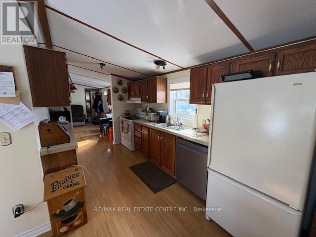 40 Maple Grove Village Road, Southgate, Ontario  N0C 1B0 - Photo 12 - X12838368