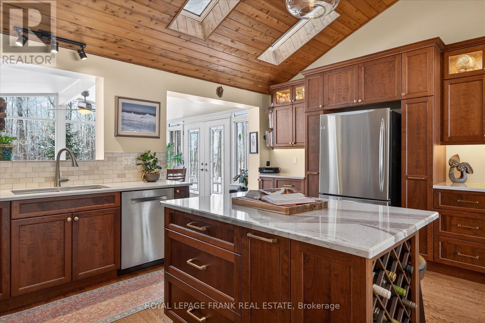 494 5th Line, Selwyn, Ontario  K9J 0C5 - Photo 17 - X12765816