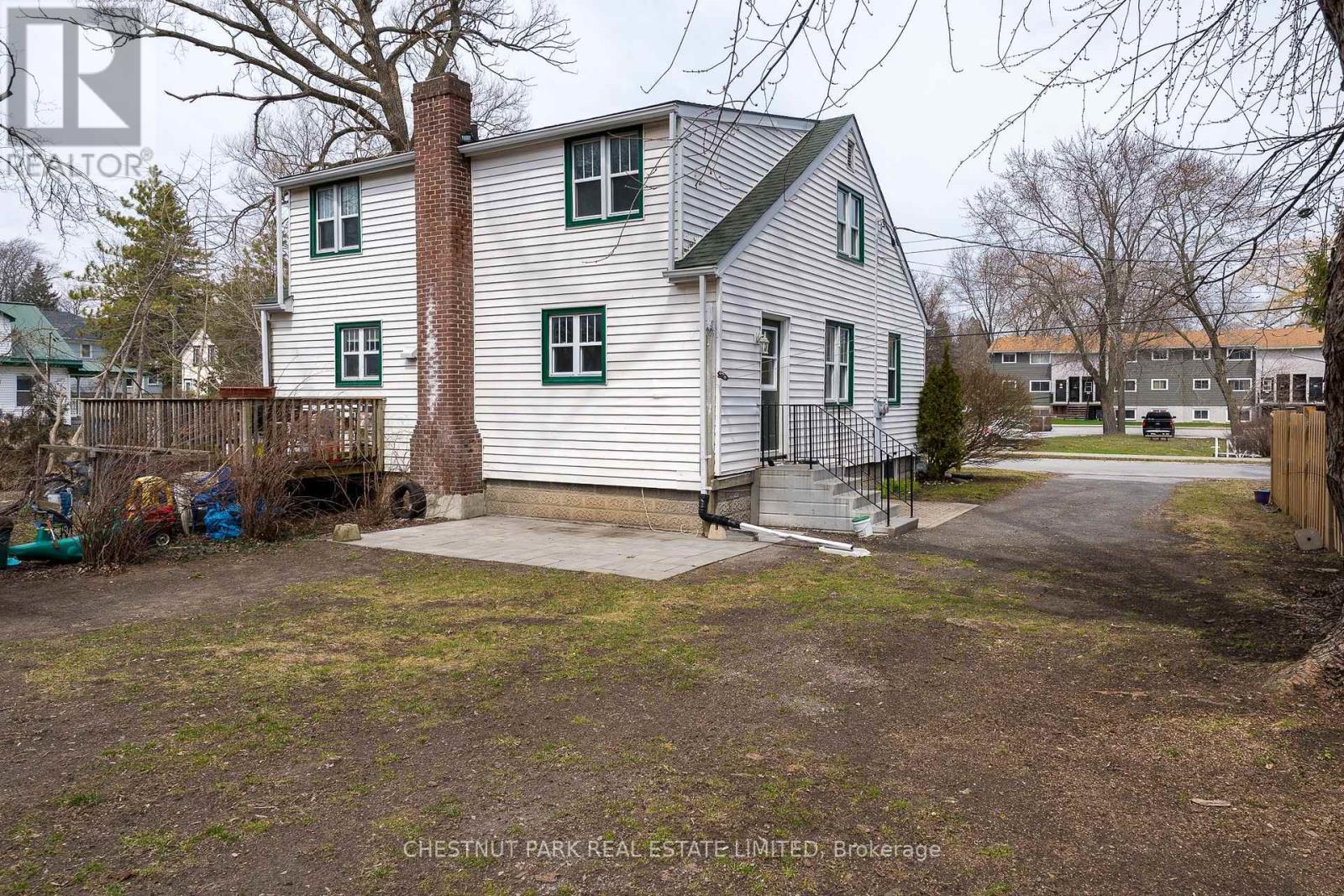 31 Washburn Street, Prince Edward County, Ontario  K0K 2T0 - Photo 17 - X12779958
