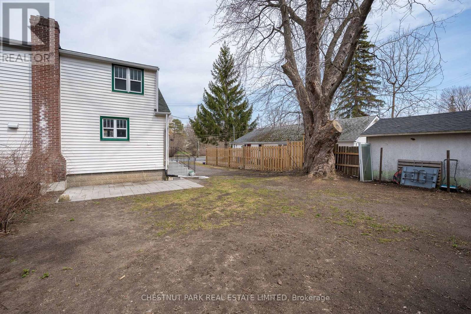 31 Washburn Street, Prince Edward County, Ontario  K0K 2T0 - Photo 18 - X12779958