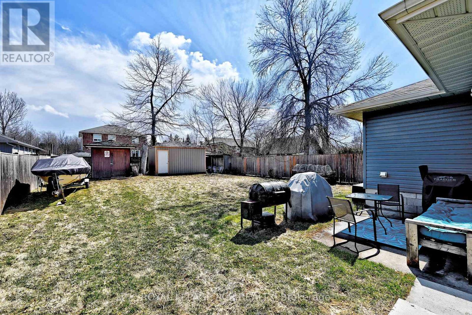 993 Barton Avenue, Georgina, Ontario  L4P 3E9 - Photo 26 - N12981912