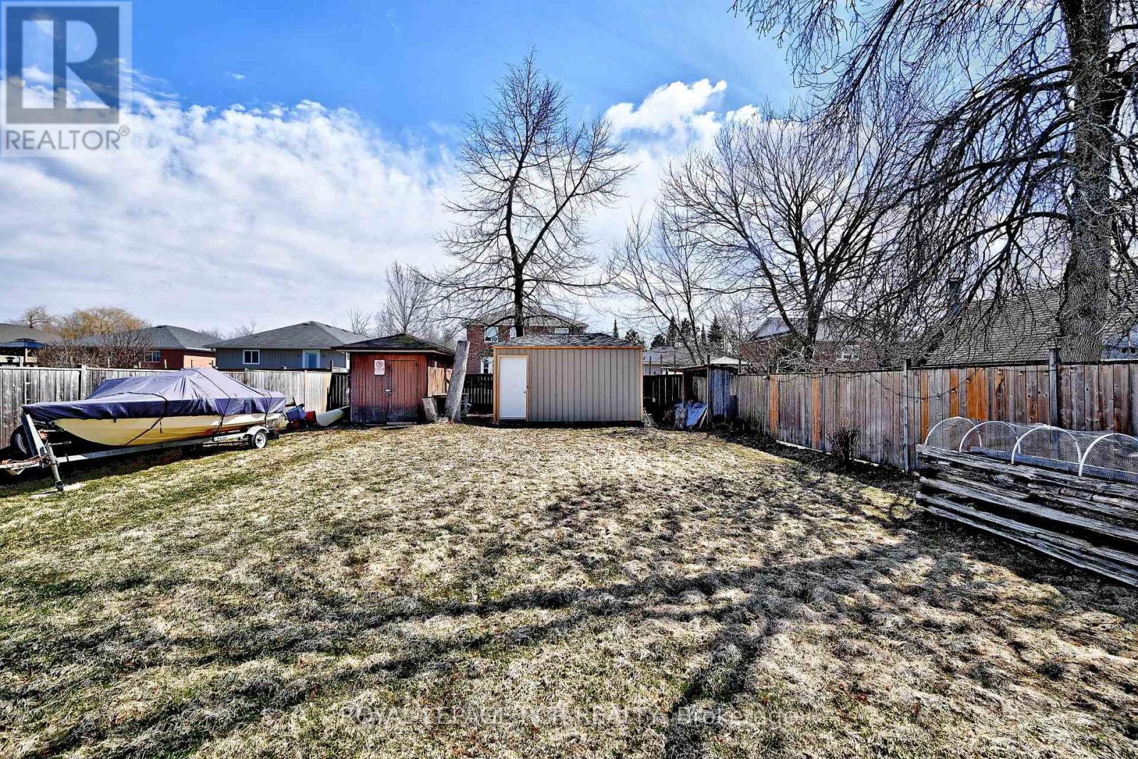 993 Barton Avenue, Georgina, Ontario  L4P 3E9 - Photo 27 - N12981912