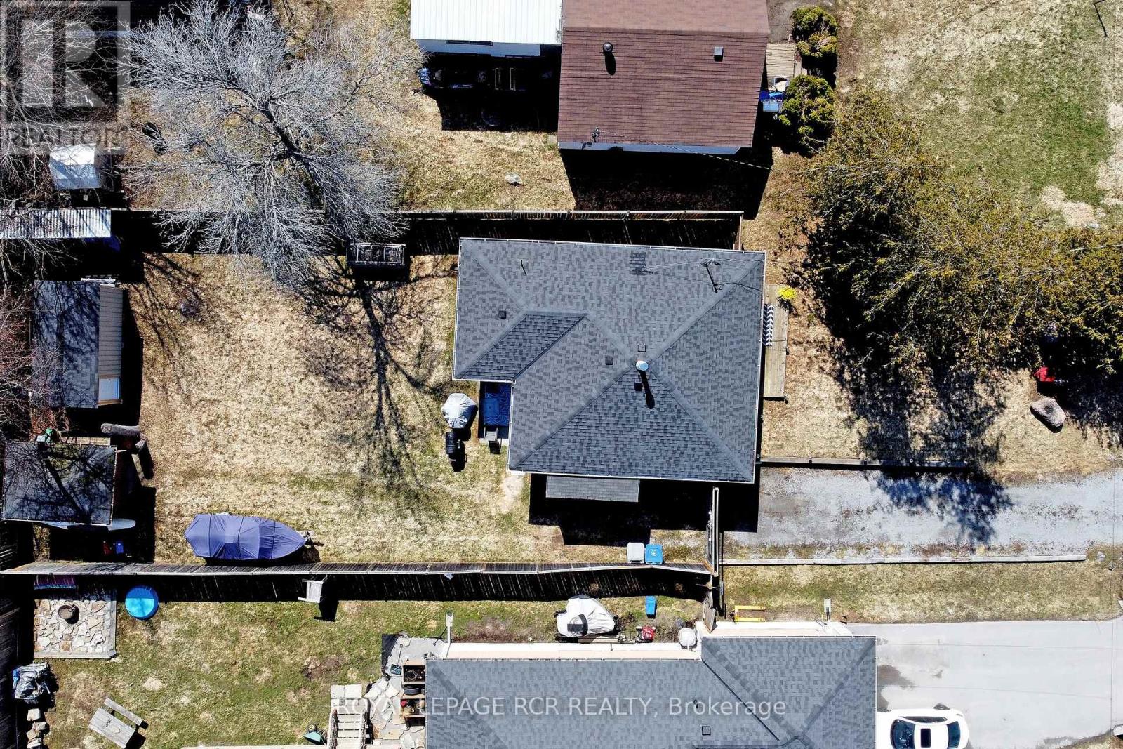 993 Barton Avenue, Georgina, Ontario  L4P 3E9 - Photo 33 - N12981912