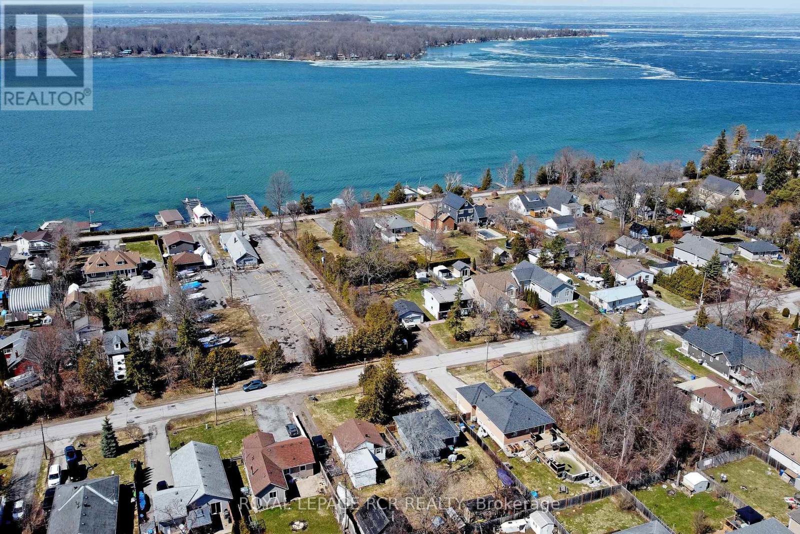 993 Barton Avenue, Georgina, Ontario  L4P 3E9 - Photo 39 - N12981912