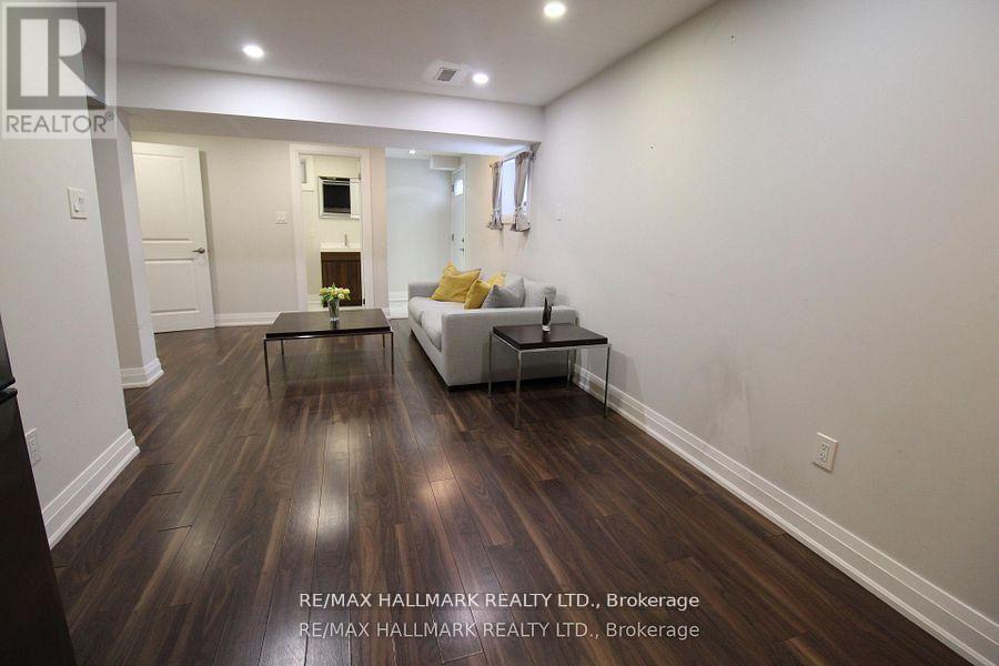 Lower - 158 Kingshill Road, Richmond Hill, Ontario L4E 4V5 - Photo 5 - N12981918