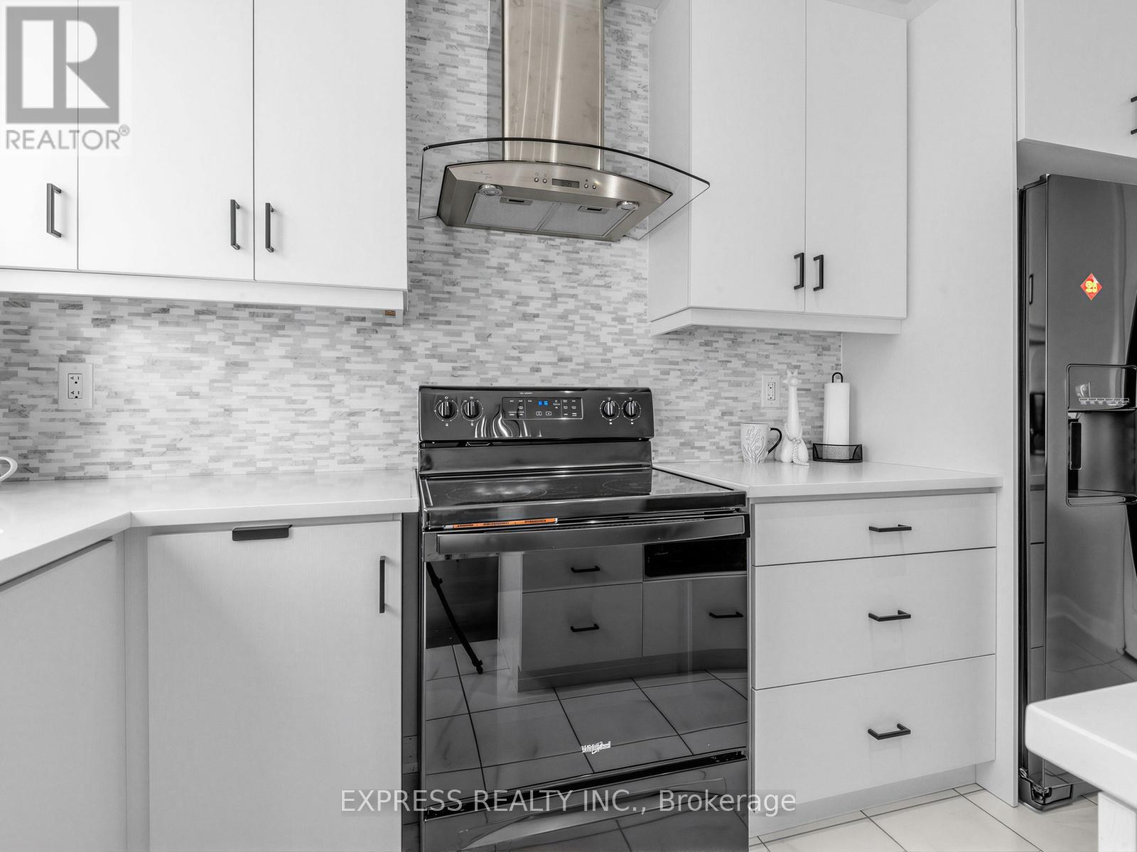 85 Casely Avenue, Richmond Hill, Ontario  L4S 0K7 - Photo 12 - N12981942