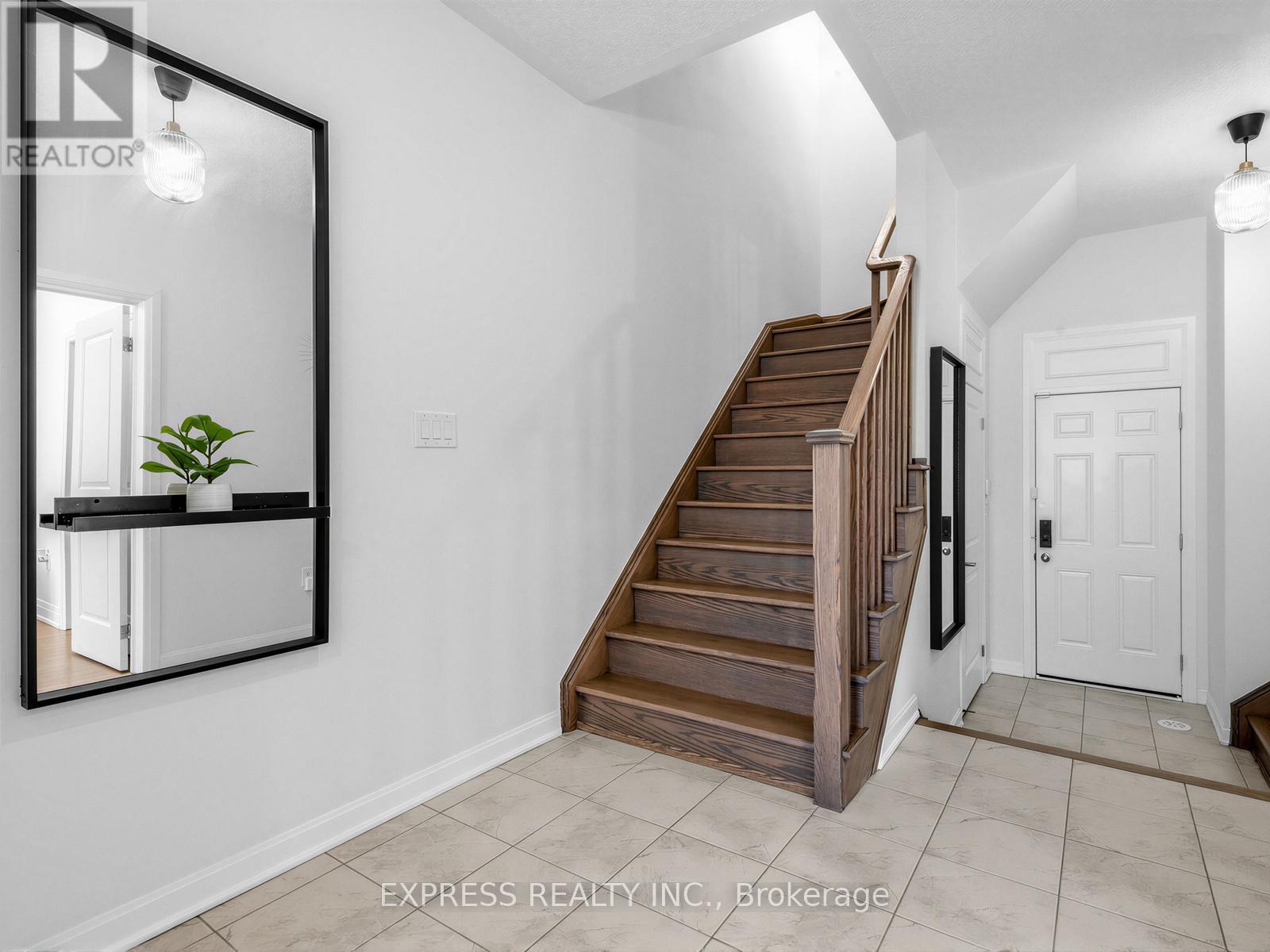 85 Casely Avenue, Richmond Hill, Ontario  L4S 0K7 - Photo 4 - N12981942