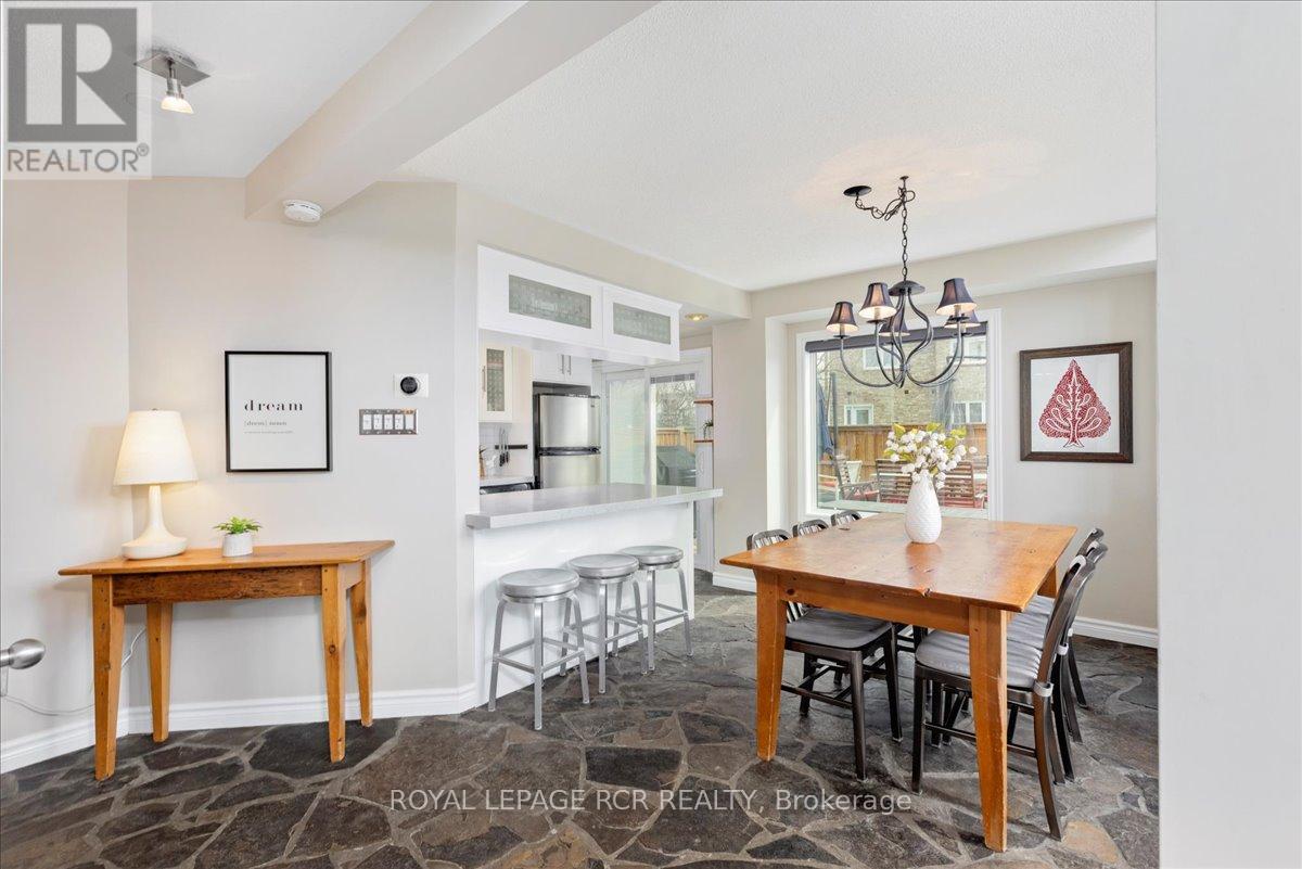 2 Royal Amber Crescent, East Gwillimbury (Mt Albert), Ontario L0G 1M0 - Photo 10 - N12981982