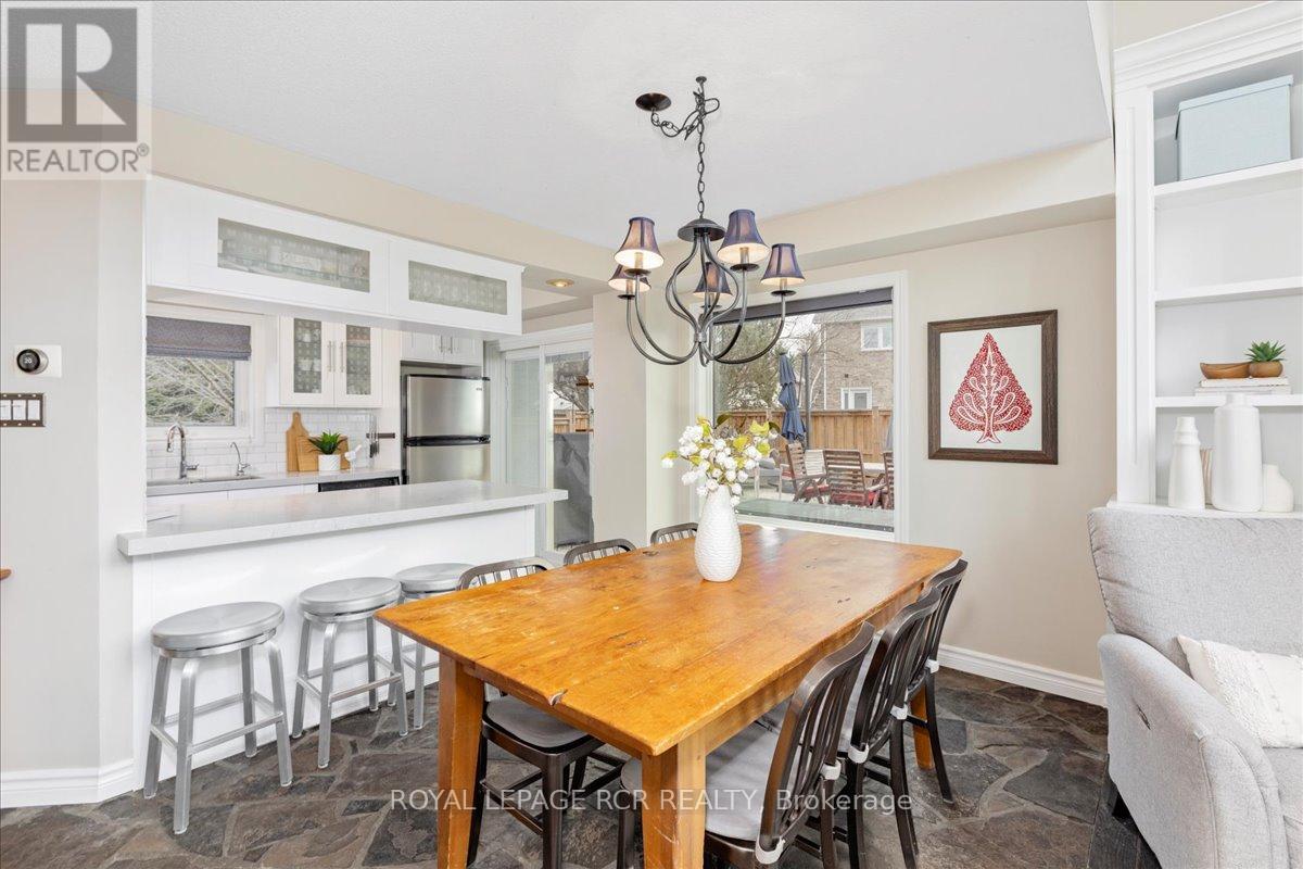 2 Royal Amber Crescent, East Gwillimbury (Mt Albert), Ontario L0G 1M0 - Photo 11 - N12981982