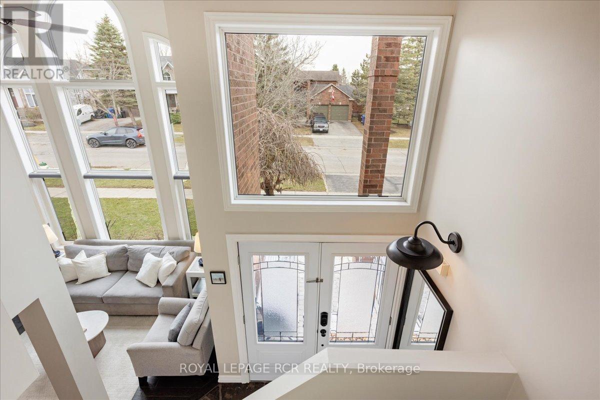 2 Royal Amber Crescent, East Gwillimbury (Mt Albert), Ontario L0G 1M0 - Photo 16 - N12981982