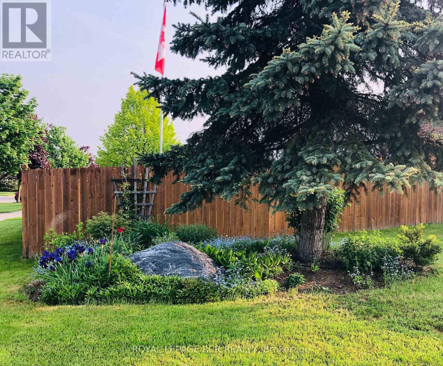 2 Royal Amber Crescent, East Gwillimbury (Mt Albert), Ontario L0G 1M0 - Photo 37 - N12981982