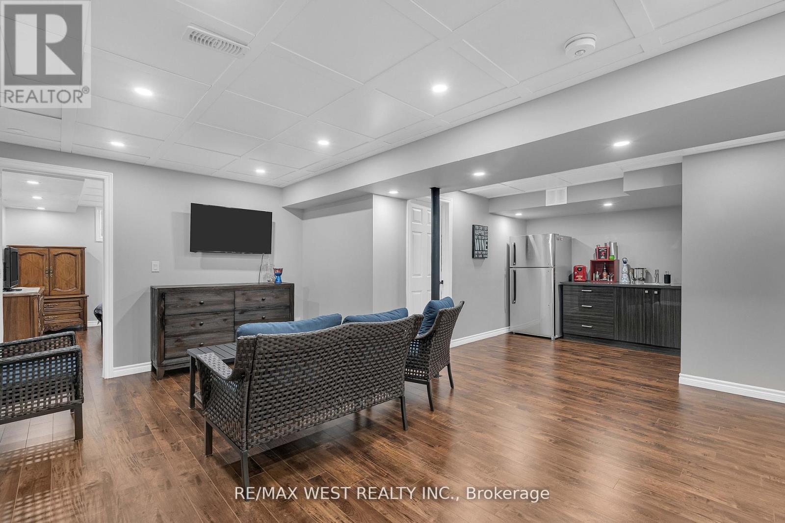 39 Gilroy Court, New Tecumseth, Ontario  L9R 0K8 - Photo 31 - N12982020