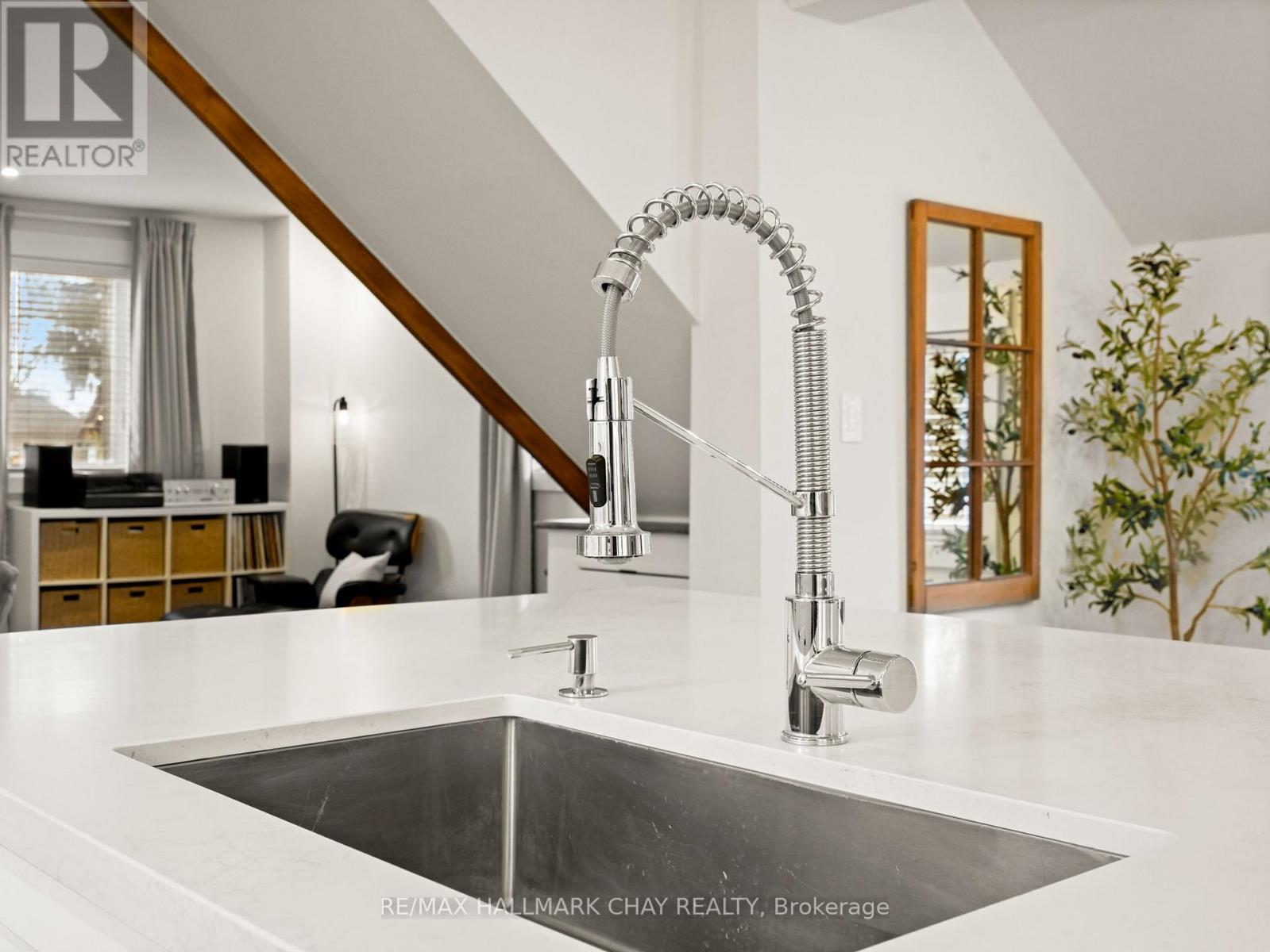 70 Church Street S, New Tecumseth, Ontario  L9R 1S7 - Photo 17 - N12982072