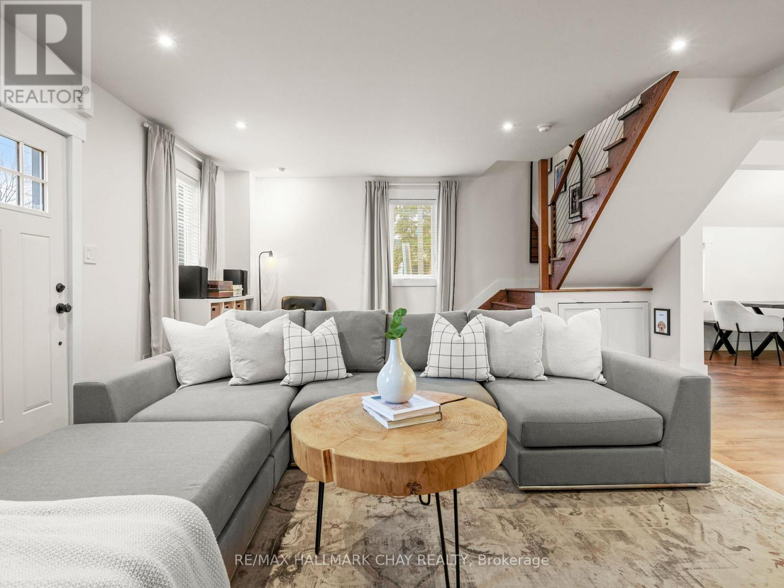 70 Church Street S, New Tecumseth, Ontario  L9R 1S7 - Photo 25 - N12982072