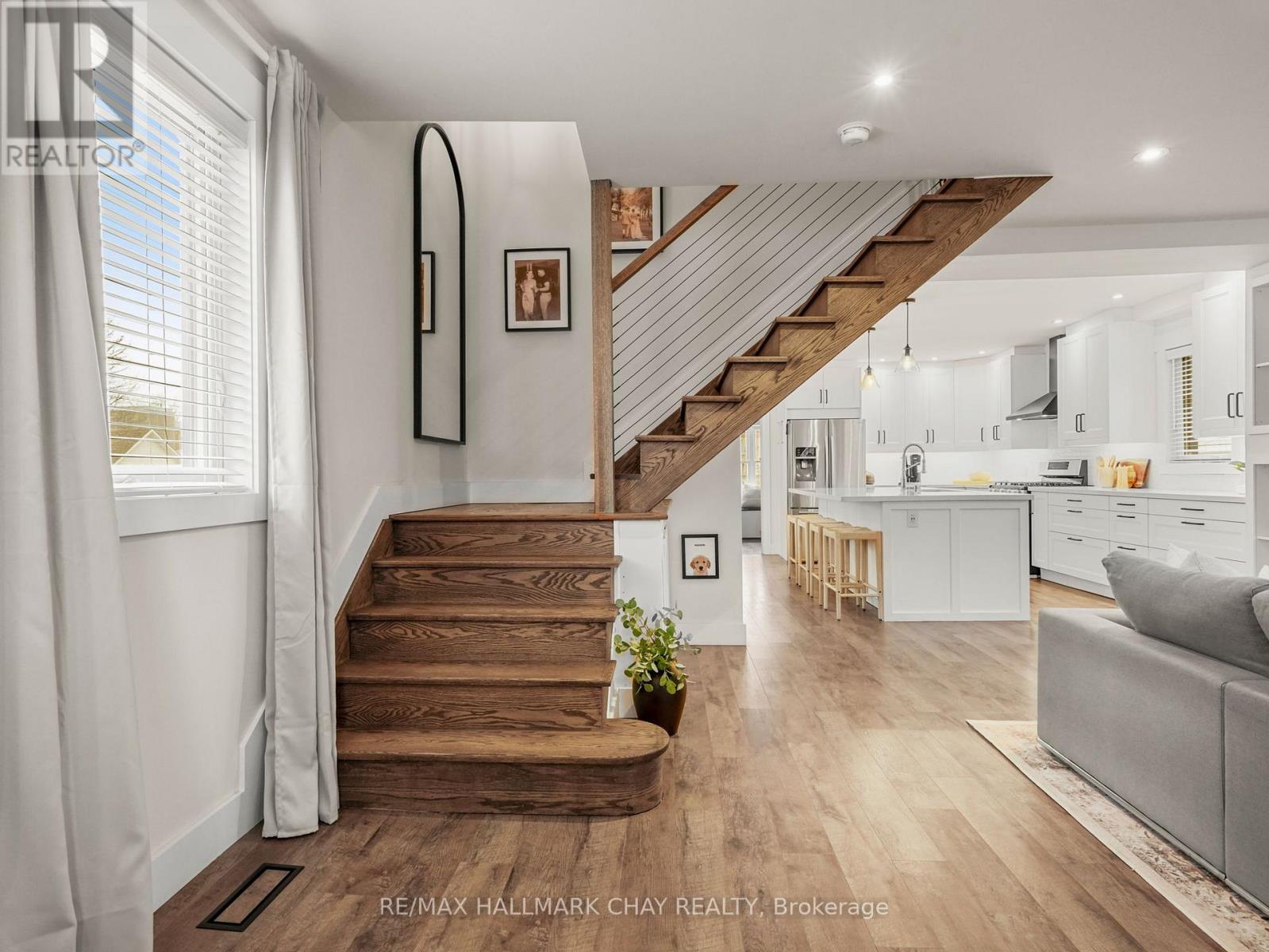 70 Church Street S, New Tecumseth, Ontario  L9R 1S7 - Photo 26 - N12982072