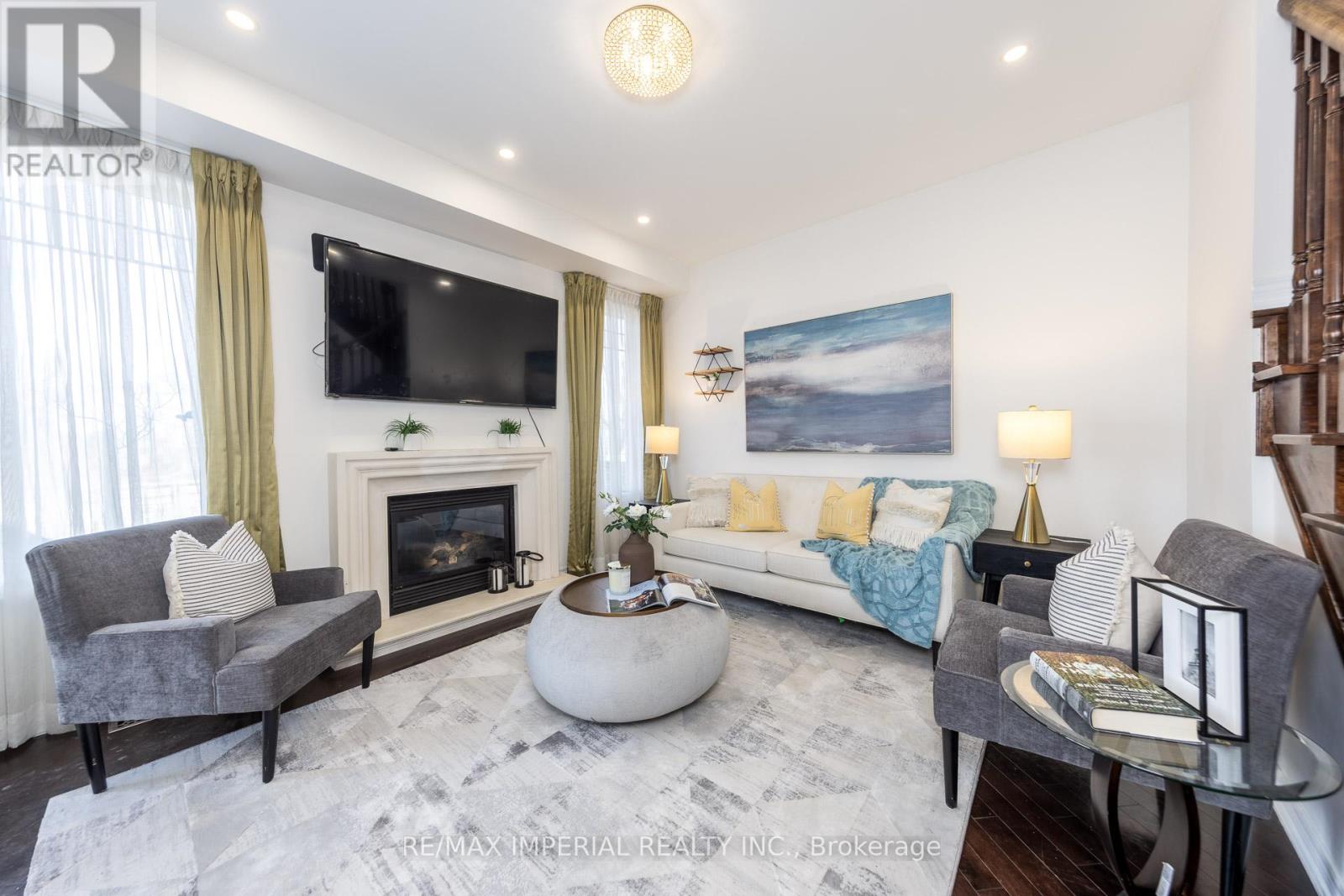 201 Shirrick Drive, Richmond Hill, Ontario  L4E 4Y4 - Photo 12 - N12982204