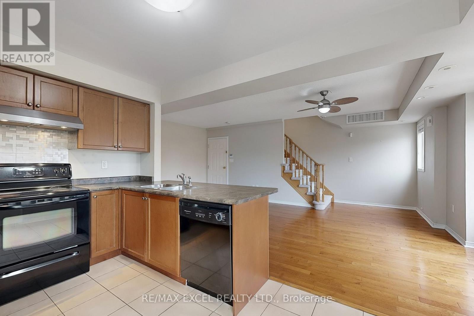 2173 Bur Oak Avenue, Markham, Ontario  L6E 0C4 - Photo 14 - N12982222