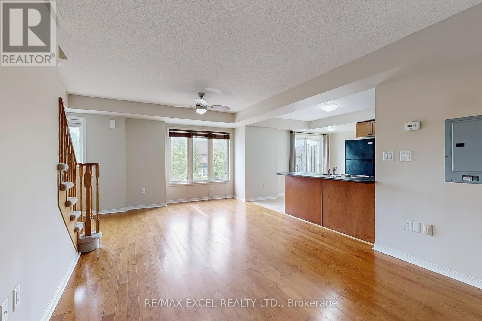 2173 Bur Oak Avenue, Markham, Ontario  L6E 0C4 - Photo 5 - N12982222