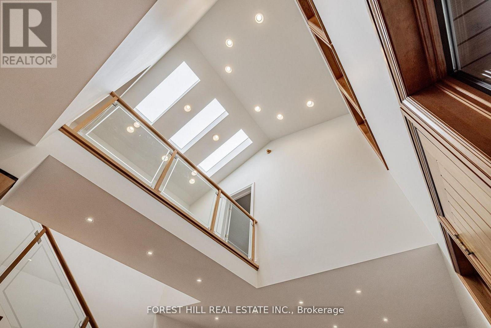 183 Arnold Avenue, Vaughan, Ontario  L4J 1C1 - Photo 16 - N12982270