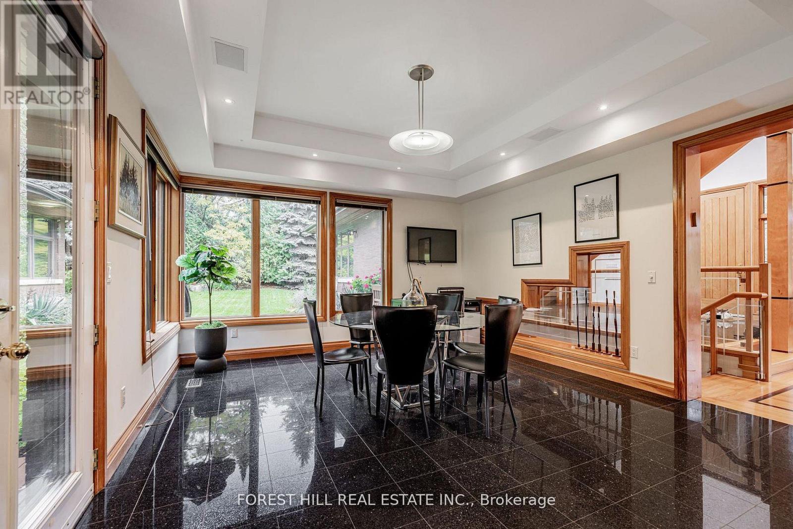 183 Arnold Avenue, Vaughan, Ontario  L4J 1C1 - Photo 7 - N12982270