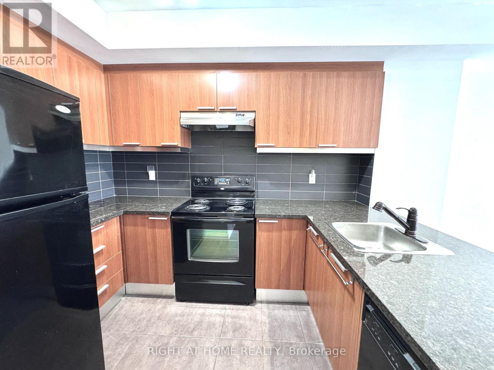 ONE BEDROOM SUITE - 327 CARRVILLE ROAD S, Richmond Hill, Ontario