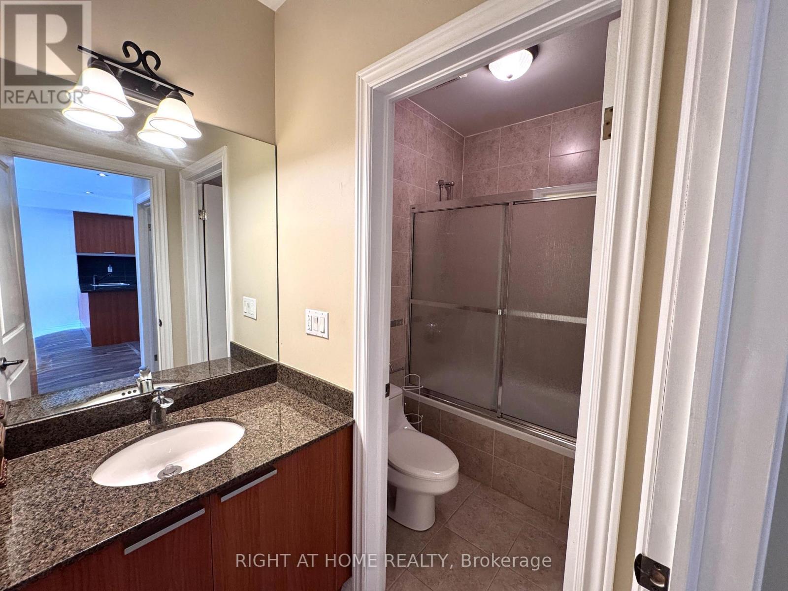 One Bedroom Suite - 327 Carrville Road S, Richmond Hill, Ontario  L4C 6E4 - Photo 8 - N12982282