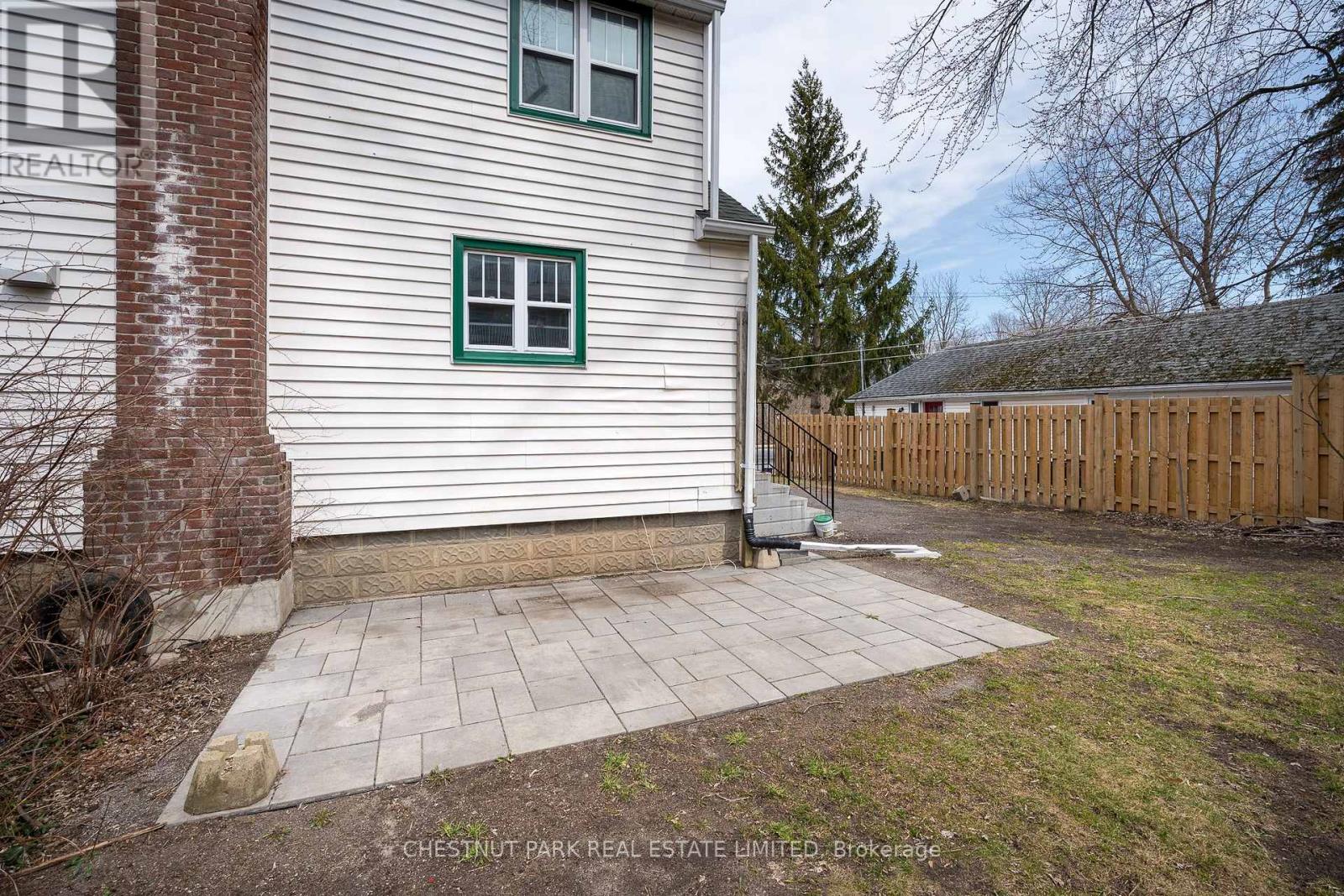 31-33 Washburn Street, Prince Edward County, Ontario  K0K 2T0 - Photo 17 - X12779982