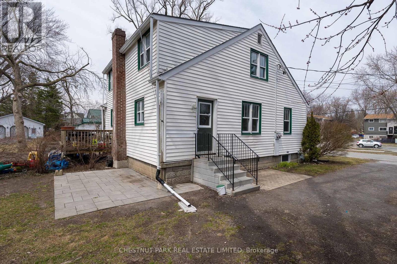 31-33 Washburn Street, Prince Edward County, Ontario  K0K 2T0 - Photo 19 - X12779982