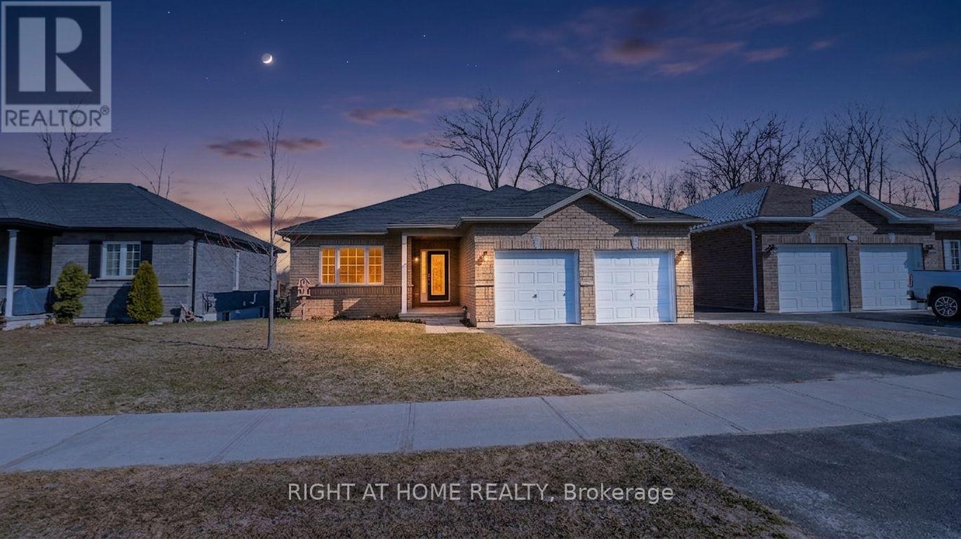 28 Hunter Avenue, Tay (Victoria Harbour), Ontario  L0K 2A0 - Photo 16 - S12982060