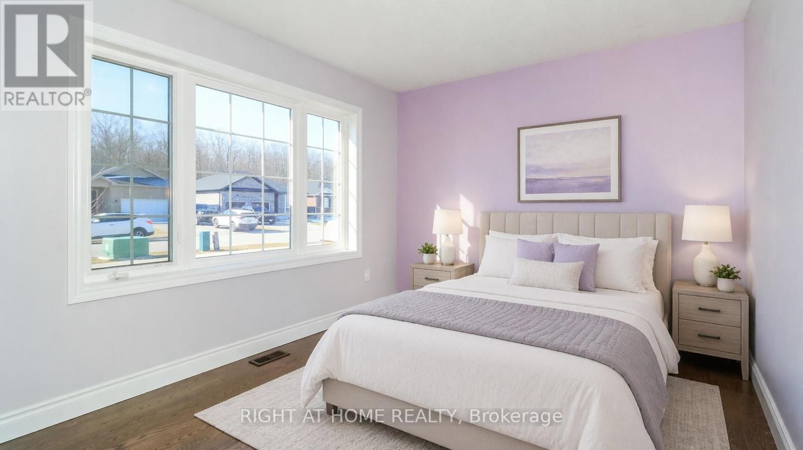 28 Hunter Avenue, Tay (Victoria Harbour), Ontario  L0K 2A0 - Photo 9 - S12982060