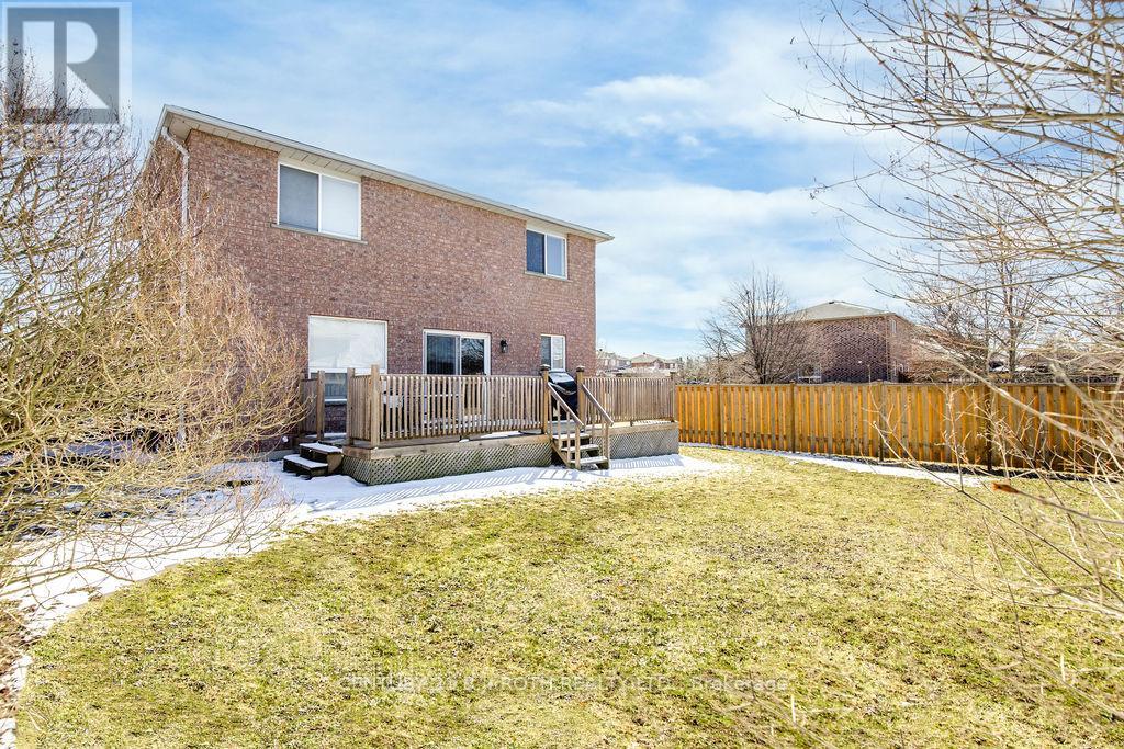 212 Pringle Drive, Barrie, Ontario  L4N 0P5 - Photo 15 - S12982148