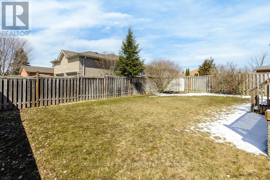 212 Pringle Drive, Barrie, Ontario  L4N 0P5 - Photo 17 - S12982148