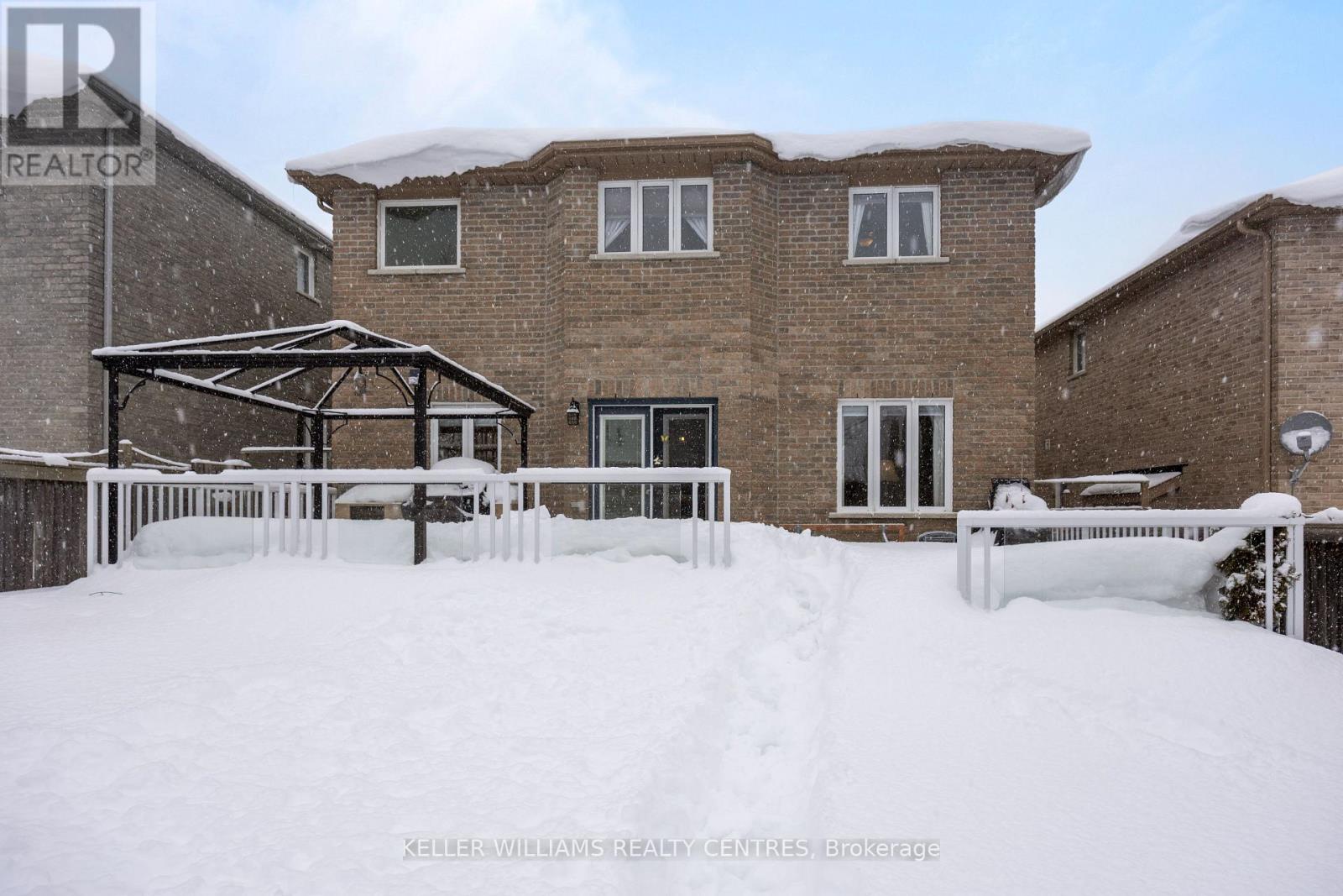 13 Surrey Drive, Barrie (Little Lake), Ontario  L4M 0C5 - Photo 30 - S12982166