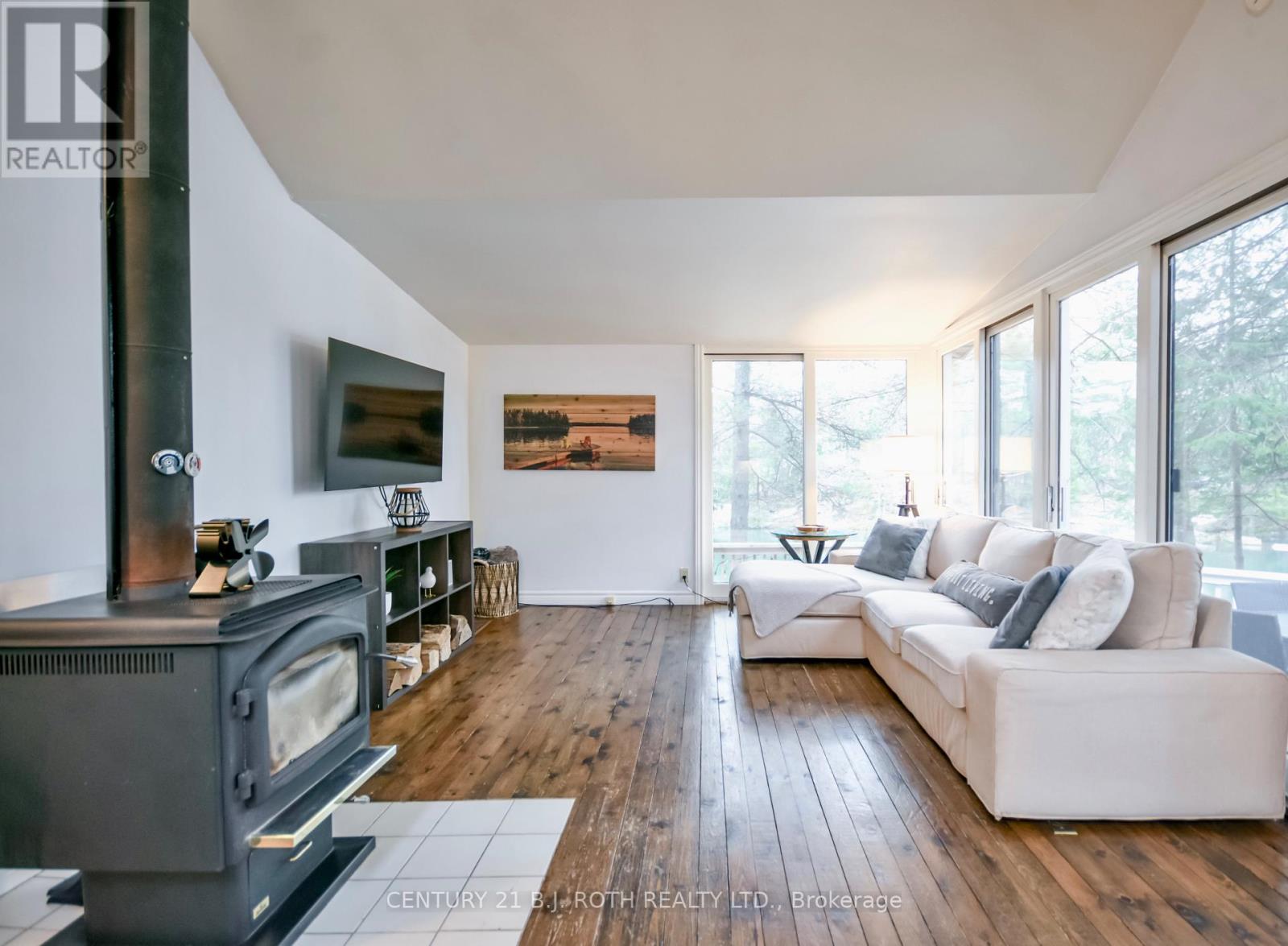 7767 Oakridge Drive, Ramara, Ontario  L0K 2B0 - Photo 16 - S12982182