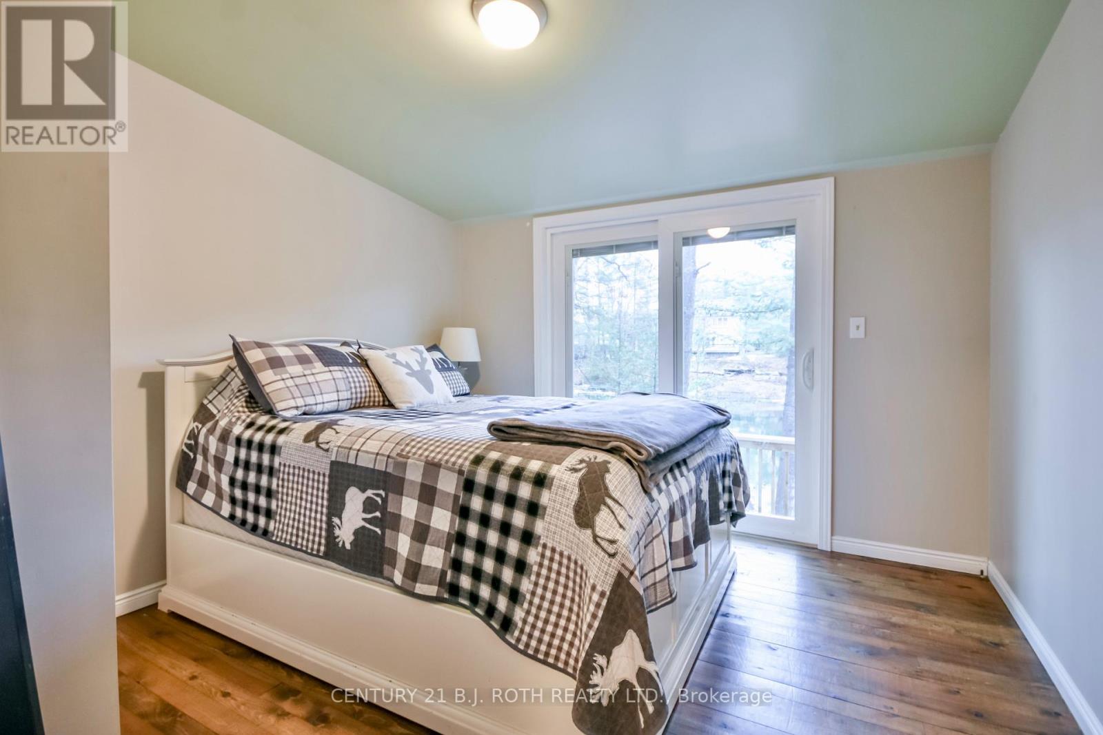 7767 Oakridge Drive, Ramara, Ontario  L0K 2B0 - Photo 19 - S12982182