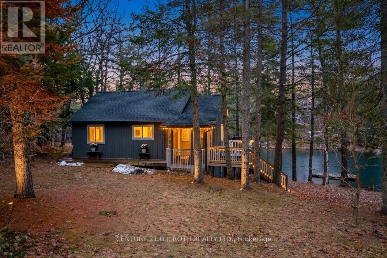 7767 Oakridge Drive, Ramara, Ontario  L0K 2B0 - Photo 2 - S12982182