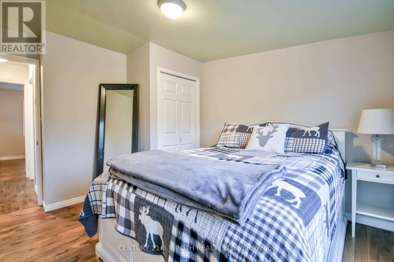 7767 Oakridge Drive, Ramara, Ontario  L0K 2B0 - Photo 20 - S12982182