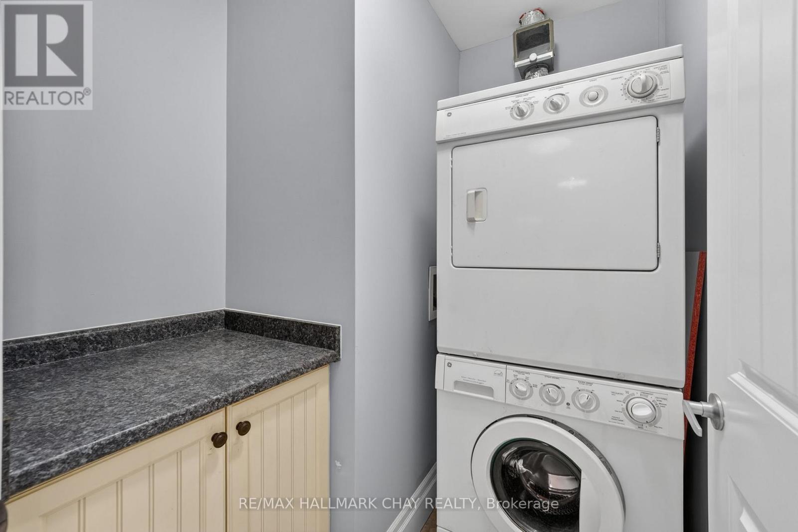 19 Greenway Drive, Wasaga Beach, Ontario  L9Z 2W9 - Photo 26 - S12982246