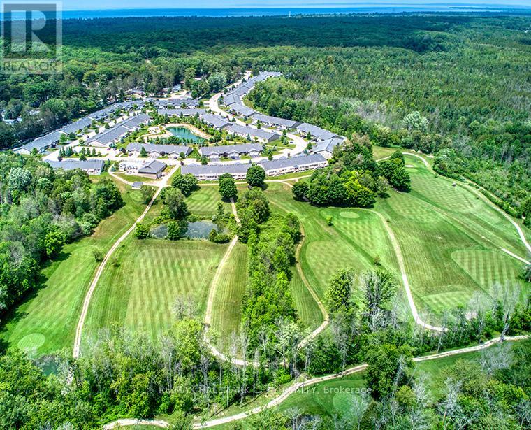 19 Greenway Drive, Wasaga Beach, Ontario  L9Z 2W9 - Photo 38 - S12982246