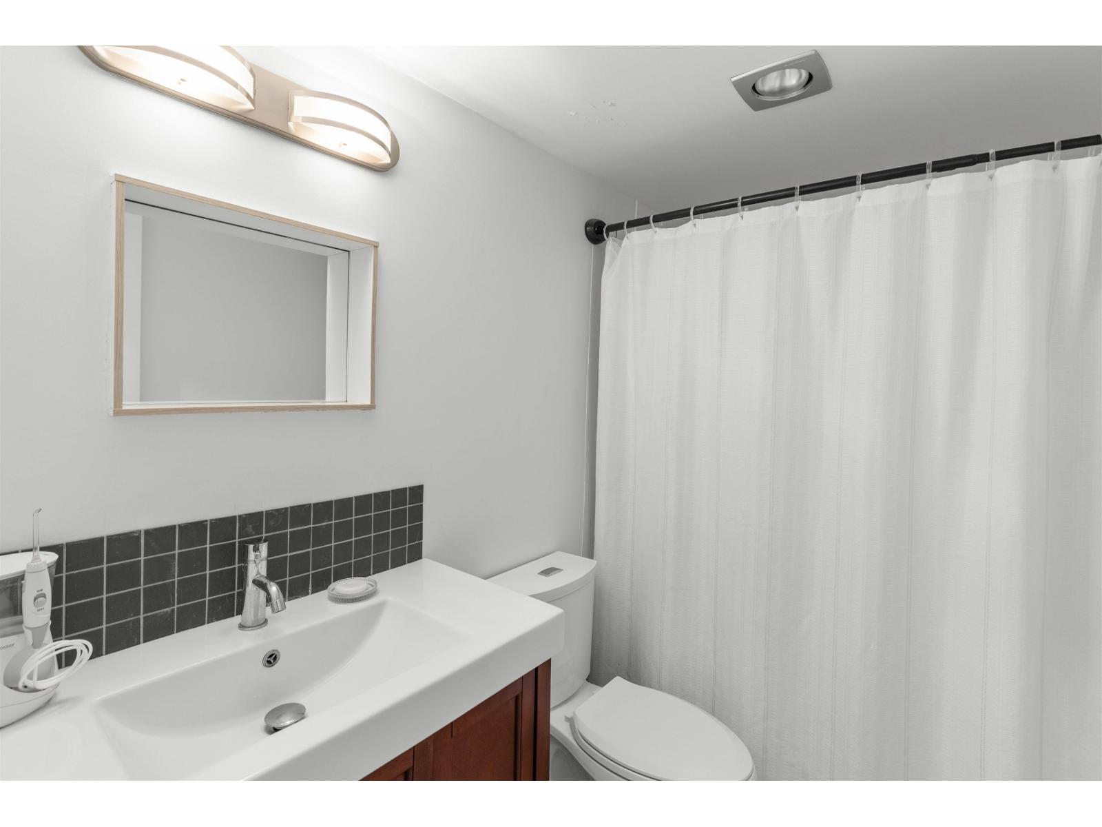 204 32175 Old Yale Road, Abbotsford, British Columbia  V2T 2C8 - Photo 21 - R3109215