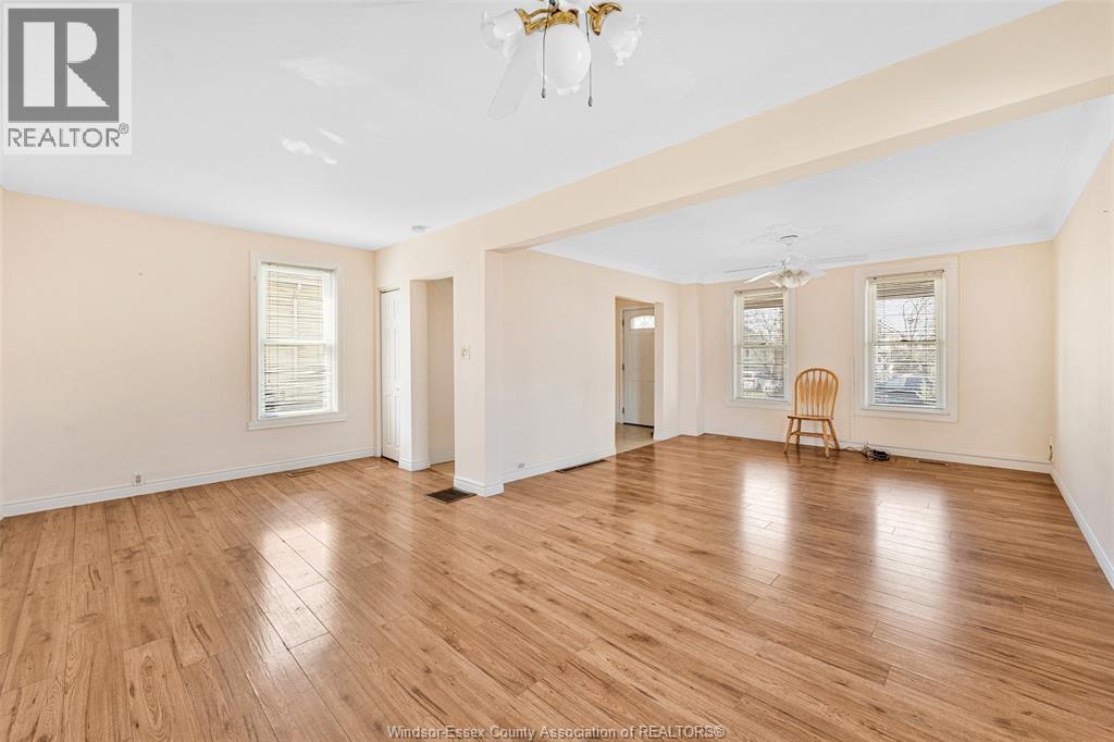 947 Chatham Street East, Windsor, Ontario  N9A 2Y1 - Photo 11 - 26007656