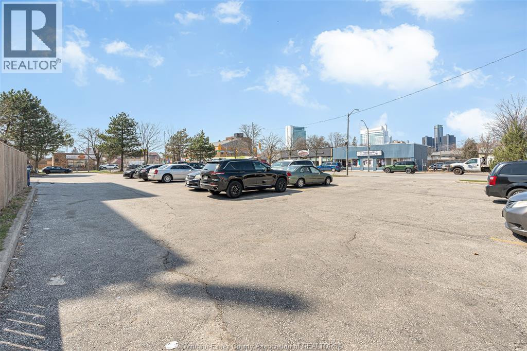 671 Wyandotte Street East Unit# 4, Windsor, Ontario  N9A 3J3 - Photo 3 - 26007675