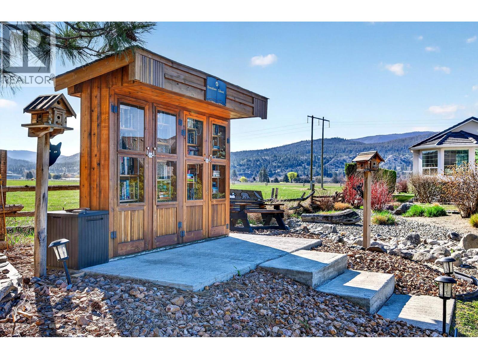 3657 Navatanee Drive, Kamloops, British Columbia  V2H 1S1 - Photo 39 - 10382513