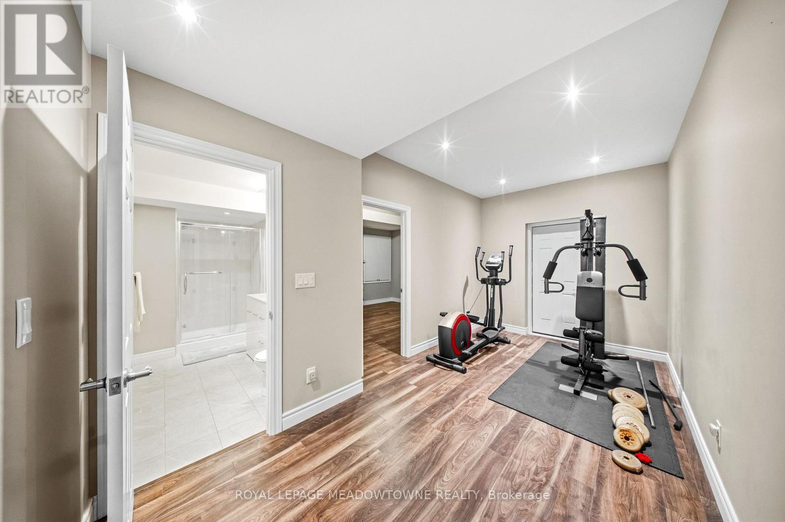 6 Holdroyd Court, Halton Hills (Glen Williams), Ontario  L7G 0E8 - Photo 39 - W12981922