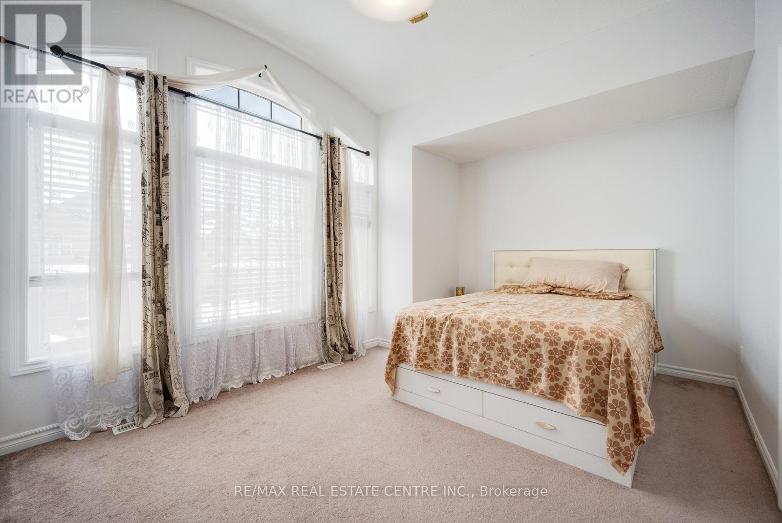 19 Mediterranean Crescent, Brampton (Bram West), Ontario  N9V 3X6 - Photo 39 - W12982008