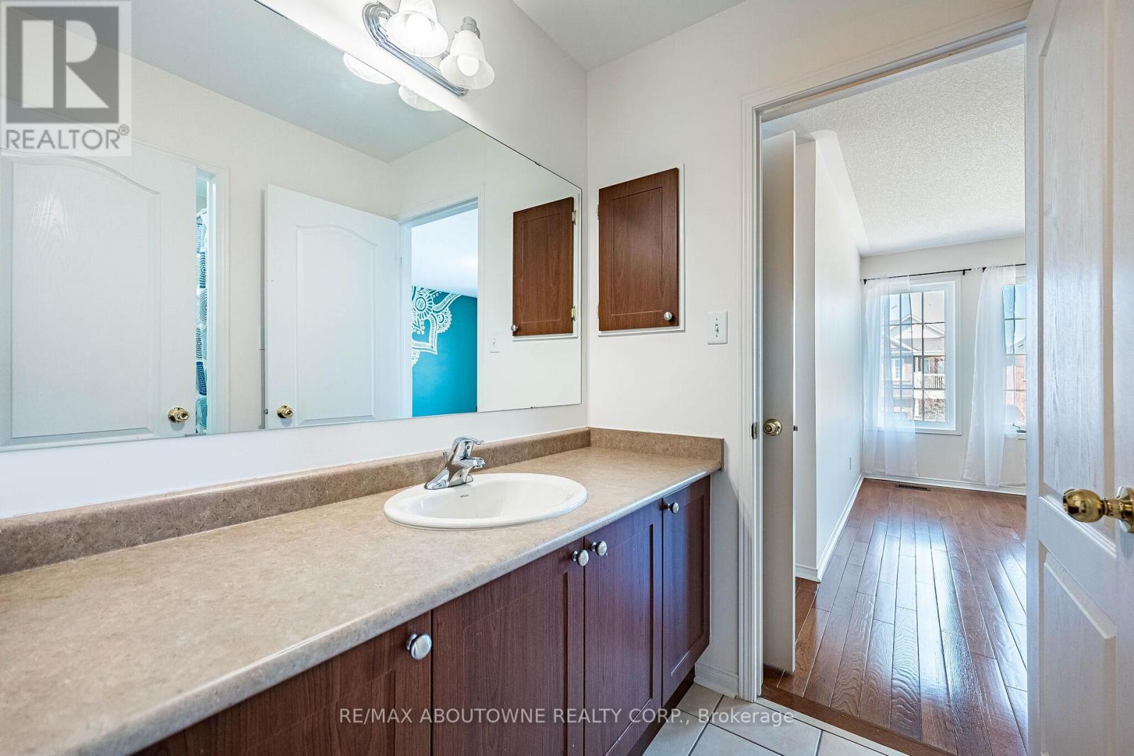 3228 Tacc Drive, Mississauga, Ontario  L6M 0H3 - Photo 29 - W12982016